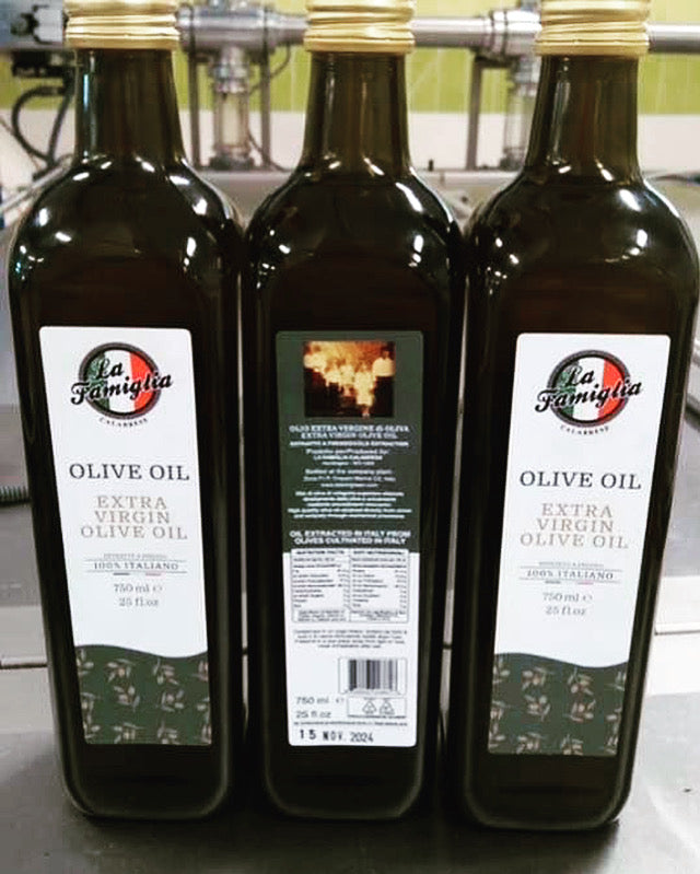 La Famiglia Extra Virgin Olive Oil (750ml)